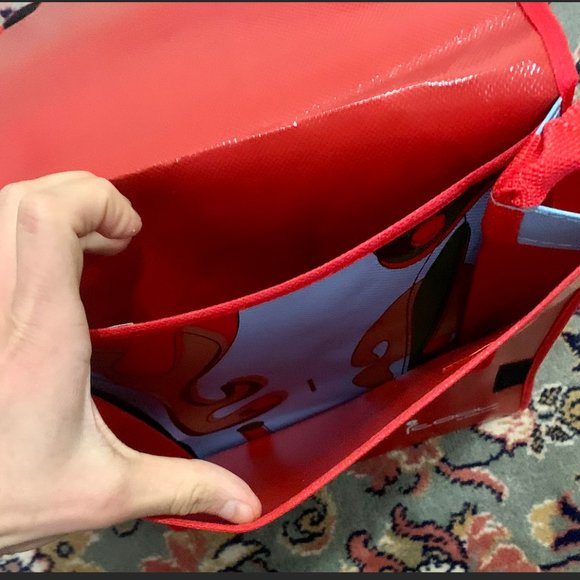 iCool by Cathy Longo Messenger Bag - Picture 5 of 5